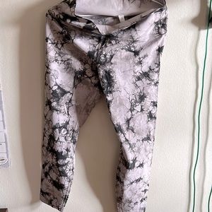 Lululemon Align size 12 23’ inseam. Pink and black diamond tie dye